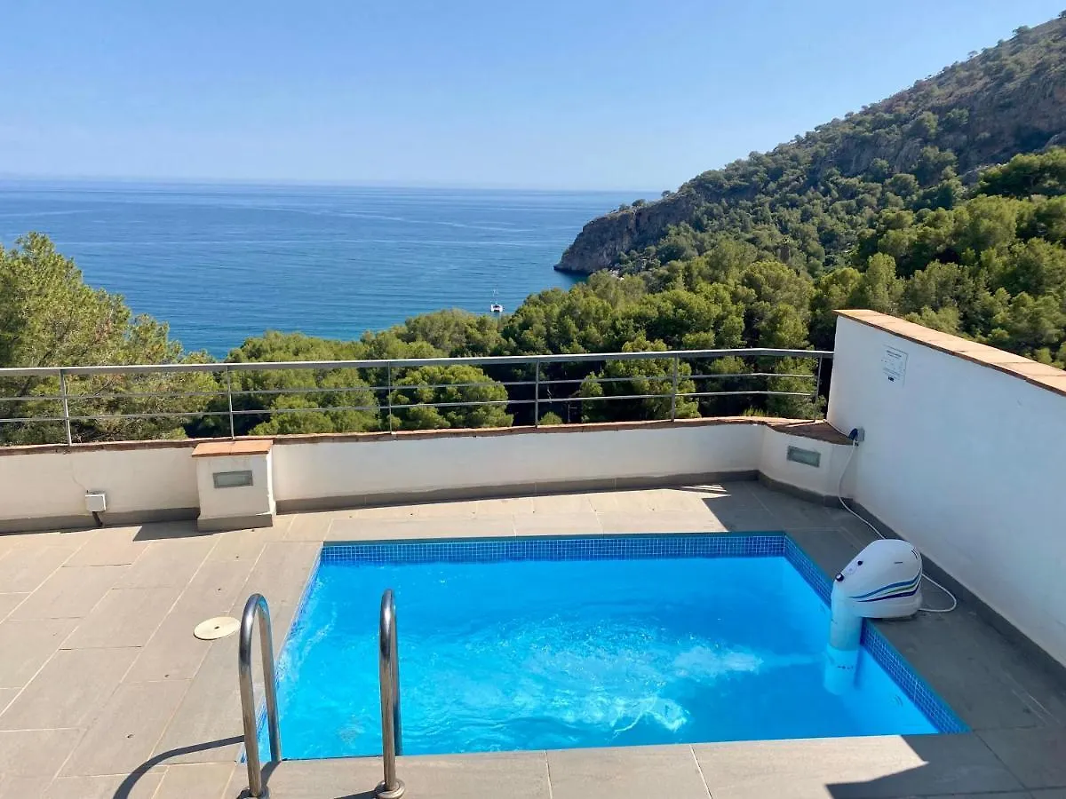 Holiday home Sunny House With Great Sea Views, 3 Terraces, Private Heated Pool And Sauna La Herradura